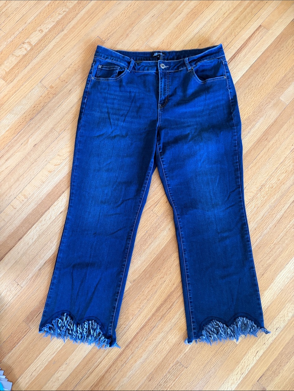 CHARLIE B Deep Blue Wide-Leg Jeans with Scallop Frayed Hem